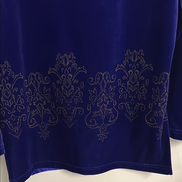 Elegant Purple Velvet Women's Two Piece Set - Picture 3 of 6